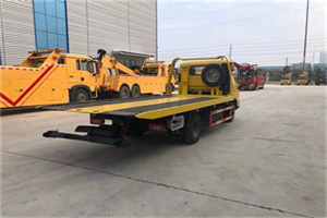 龙井非事故拖车