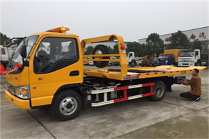 龙井哪里有拖车服务